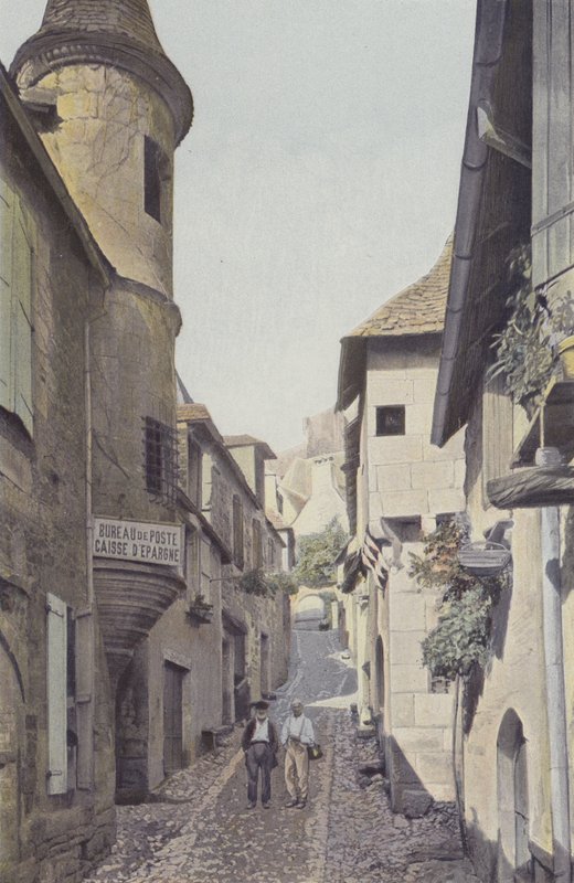 Turenne, ulica prowadząca do zamku autorstwa French Photographer