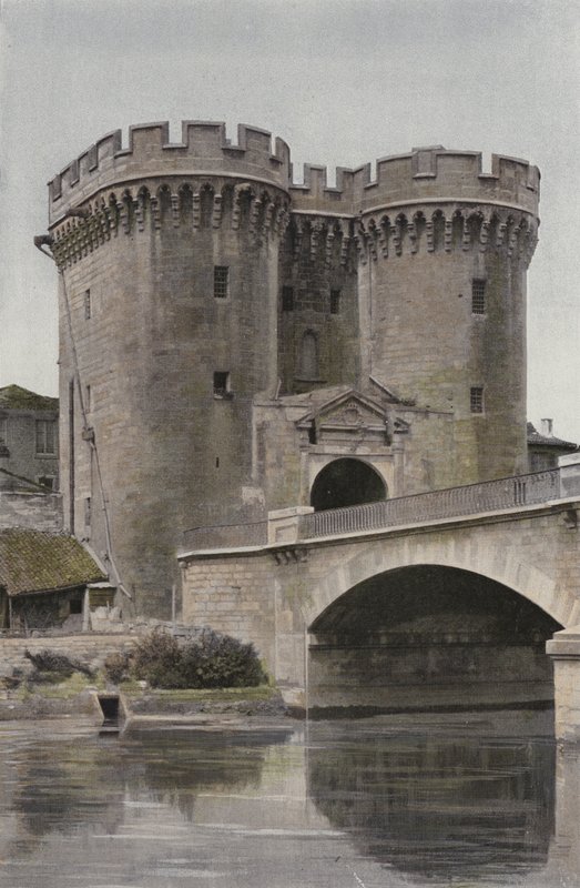 Verdun, Porte Chaussee (od strony rzeki) autorstwa French Photographer