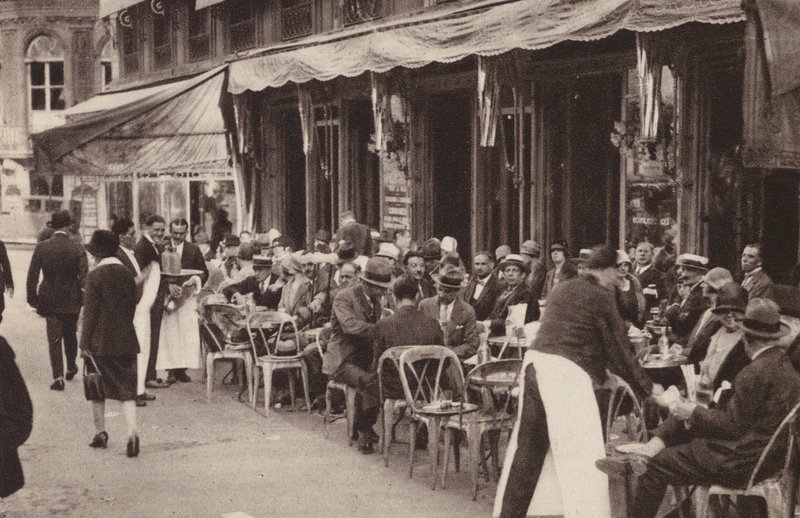 Paryż: Un cafe bien parisine, L