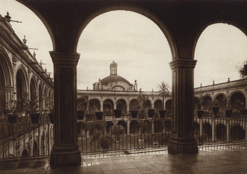 Meksyk: stolica Mejico, Colegio de las Vizcainas (zdjęcie czarno-białe) autorstwa Hugo Brehme
