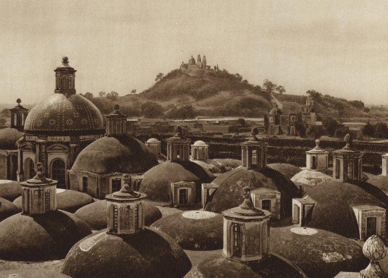 Meksyk: Piramide de Cholula (zdjęcie czarno-białe) autorstwa Hugo Brehme