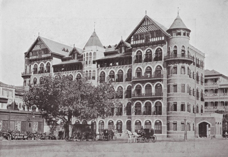 Bombaj: The Royal Bombay Yacht Club Residential Chambers (zdjęcie czarno-białe) autorstwa Indian photographer