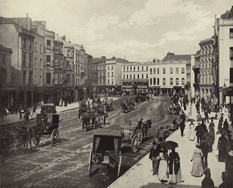 Patrick Street, Cork City (zdjęcie czarno-białe) autorstwa Irish Photographer
