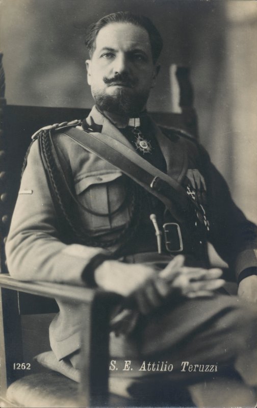 Attilio Teruzzi, minister włoskiej Afryki (zdjęcie czarno-białe) autorstwa Italian Photographer