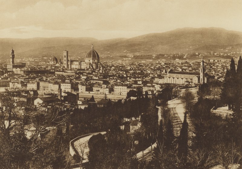 Firenze / Florencja: Panorama Florencji widziana z S Miniato al Monte (zdjęcie czarno-białe) autorstwa Italian Photographer