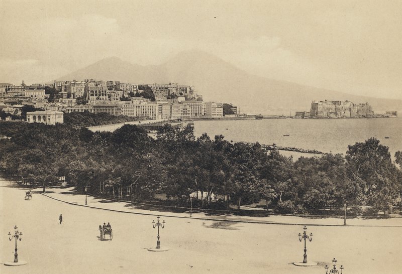 Neapol: Panorama widziana z Mergelliny (zdjęcie czarno-białe) autorstwa Italian Photographer