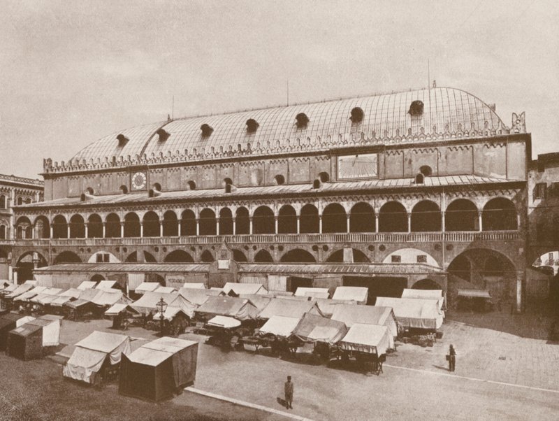 Padwa, Palazzo Della Ragione (zdjęcie czarno-białe) autorstwa Italian Photographer