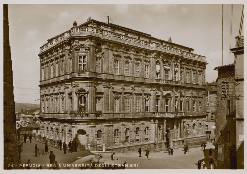 Perugia, Uniwersytet Cudzoziemców, ok. 1920 autorstwa Italian Photographer