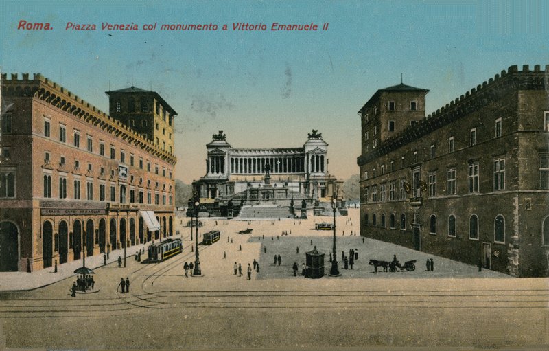 Piazza Venezia i pomnik króla Wiktora Emanuela II Włoch, Rzym. Pocztówka wysłana w 1913 roku. autorstwa Italian Photographer