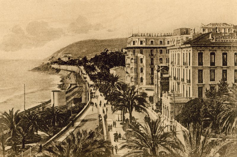 Sanremo, Spacer Cesarzowej (zdjęcie czarno-białe) autorstwa Italian Photographer
