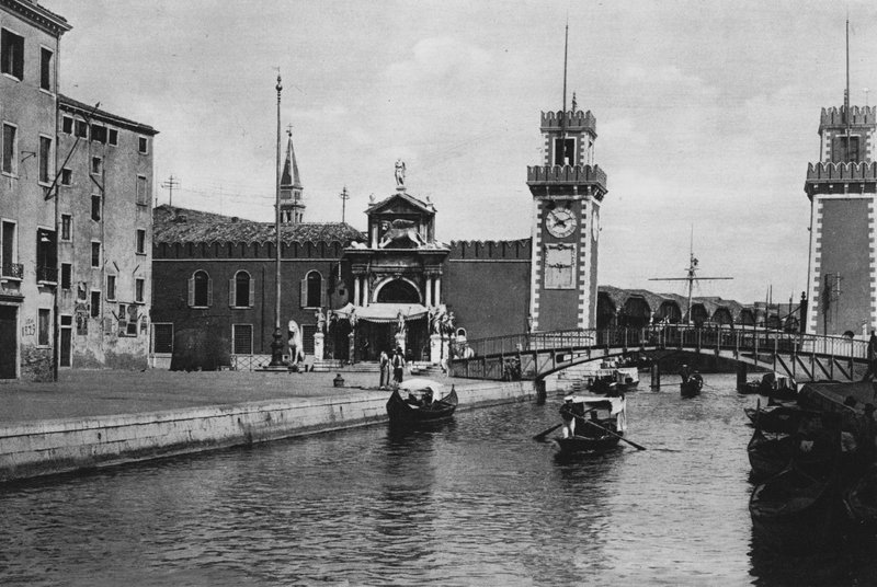Wenecja, Arsenał (zdjęcie czarno-białe) autorstwa Italian Photographer