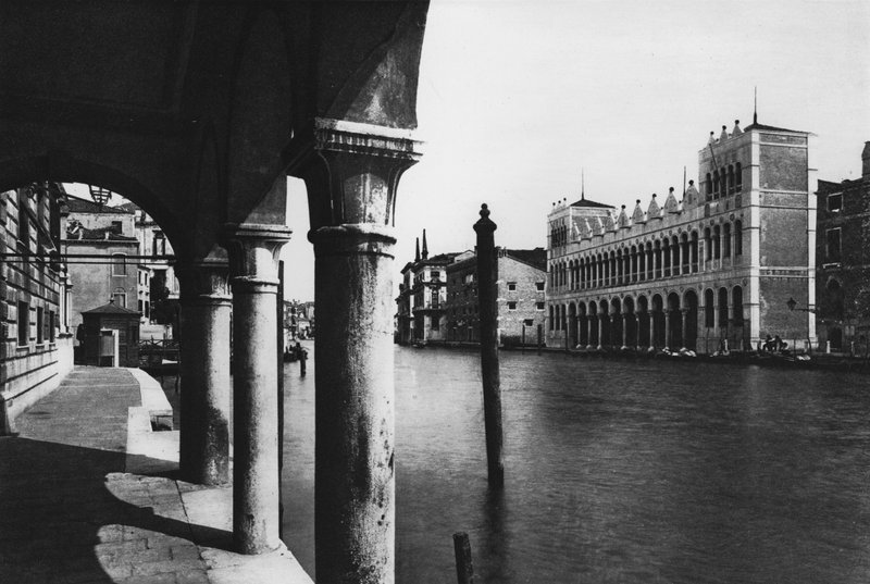 Wenecja, Muzeum Miejskie (zdjęcie czarno-białe) autorstwa Italian Photographer
