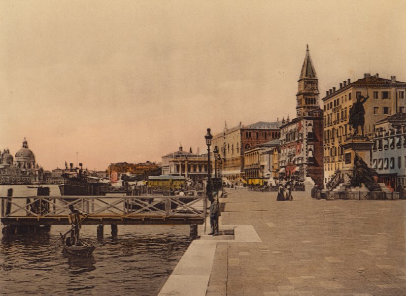 Venezia / Wenecja: Riva degli Schiavoni (kolorowe zdjęcie) autorstwa Italian Photographer