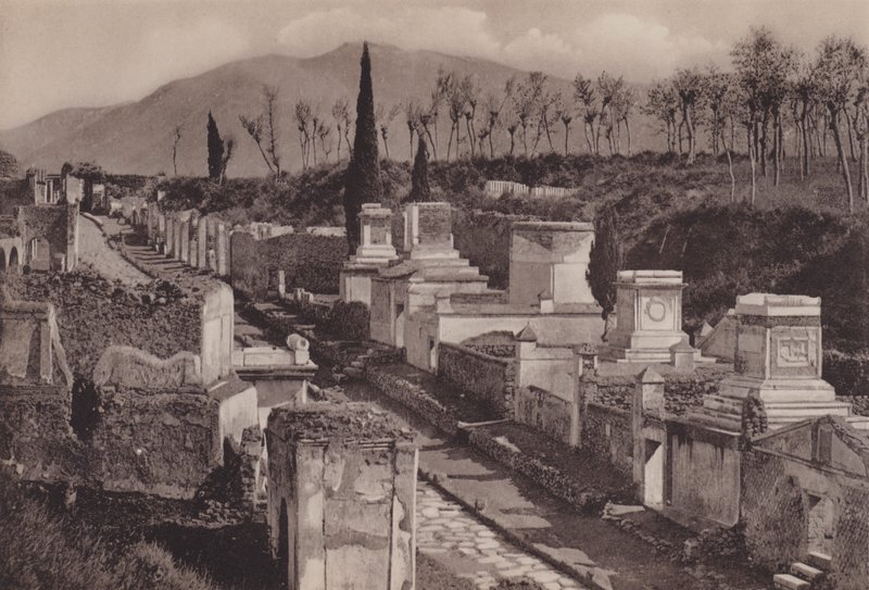 Via Delle Tombe, Ulica Grobowców (zdjęcie czarno-białe) autorstwa Italian Photographer
