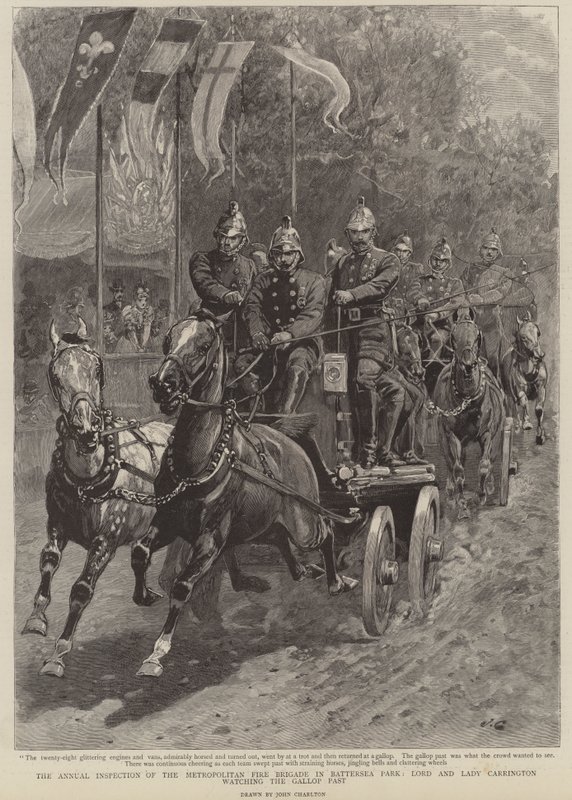 Coroczna inspekcja Metropolitan Fire Brigade w Battersea Park, Lord i Lady Carrington obserwują galopującą przeszłość autorstwa John Charlton