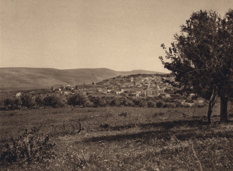 Kana (zdjęcie czarno-białe) autorstwa Karl Grober