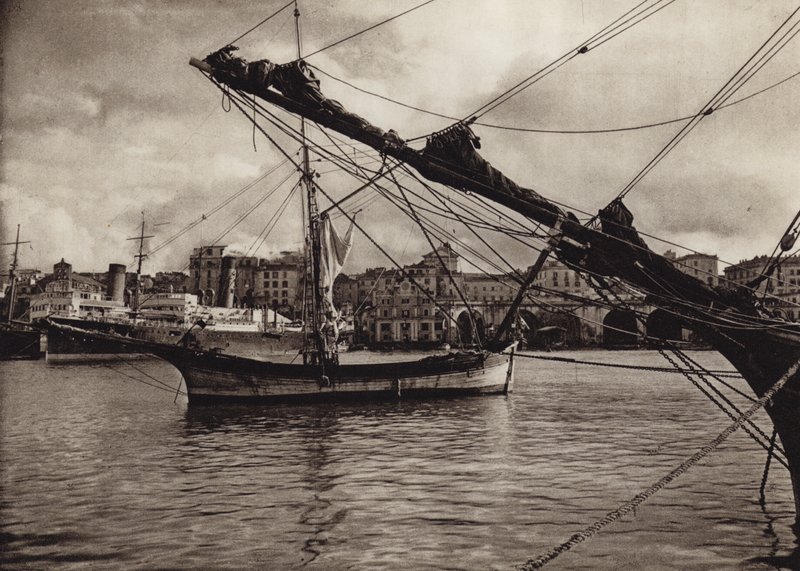 Włochy: Civitavecchia (zdjęcie czarno-białe) autorstwa Kurt Hielscher