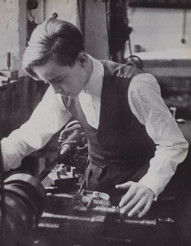 Szkoła Mechaniczna, Eton (zdjęcie czarno-białe) autorstwa Laszlo Moholy Nagy