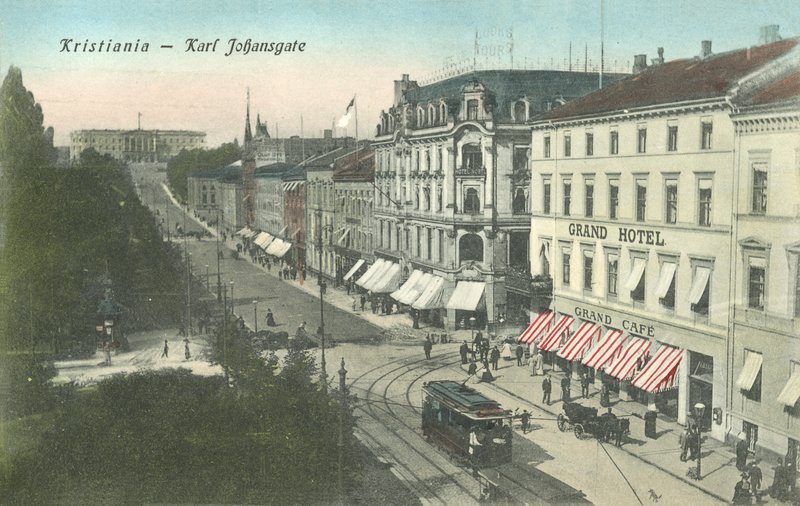 Kristiania (w Oslo), Norwegia, Karl Johans Gate autorstwa Norwegian Photographer