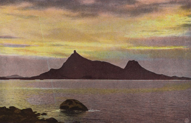 Norge / Norwegia: Hestmando (kolorowe zdjęcie) autorstwa Norwegian Photographer