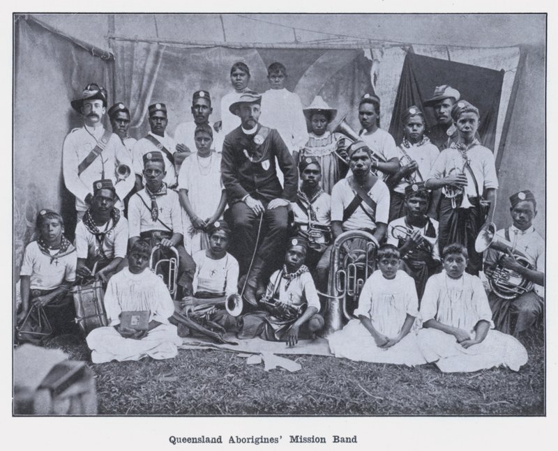 Zespół misji Aborygenów z Queensland (zdjęcie czarno-białe) autorstwa Photographer Australian