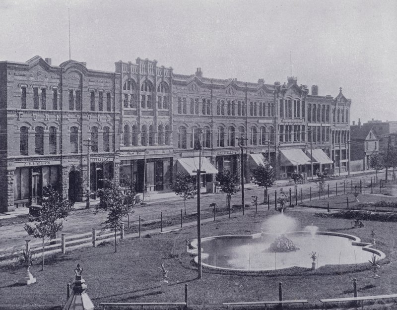 Kanada: Victoria Row, z Queen