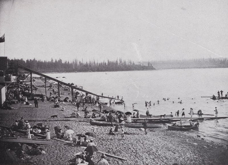 English Bay, Vancouver (zdjęcie czarno-białe) autorstwa Photographer Canadian