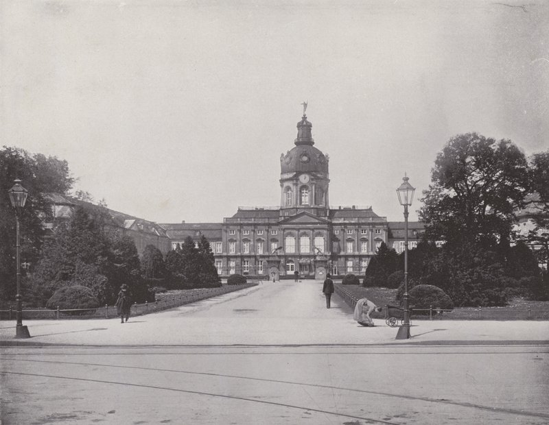 Charlottenburg, Pałac Miejski (zdjęcie czarno-białe) autorstwa Photographer German
