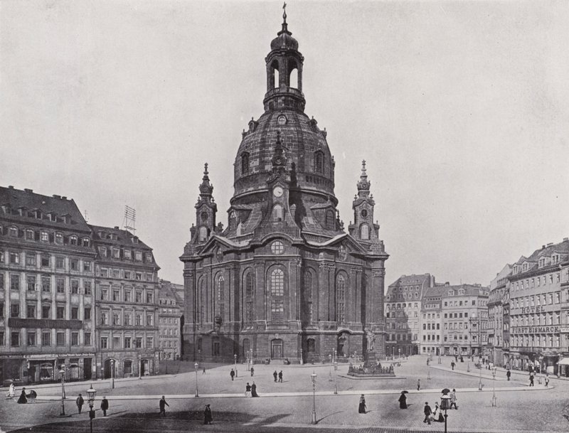 Frauenkirche (zdjęcie czarno-białe) autorstwa Photographer German