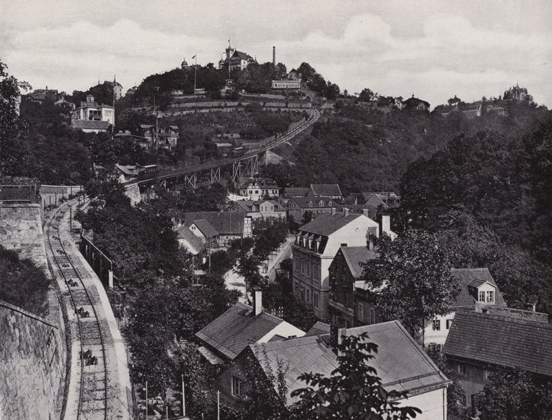 Loschwitz, kolejka linowa (zdjęcie czarno-białe) autorstwa Photographer German