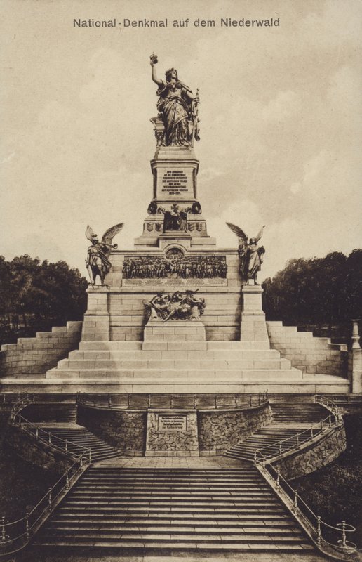 Nationaldenkmal, pomnik upamiętniający zjednoczenie Niemiec, Rudesheim nad Renem, Hesja (zdjęcie czarno-białe) autorstwa Photographer German
