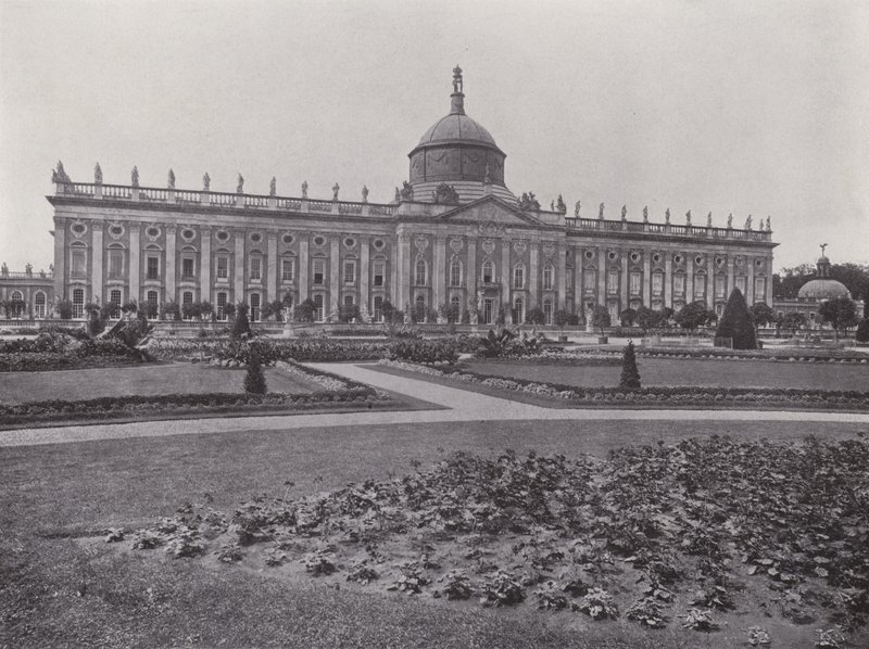 Poczdam, Nowy Pałac (zdjęcie czarno-białe) autorstwa Photographer German