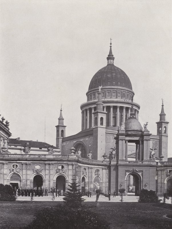 Poczdam, Stadtschloss, Fortunaportal i St Nikolaikirche (zdjęcie czarno-białe) autorstwa Photographer German