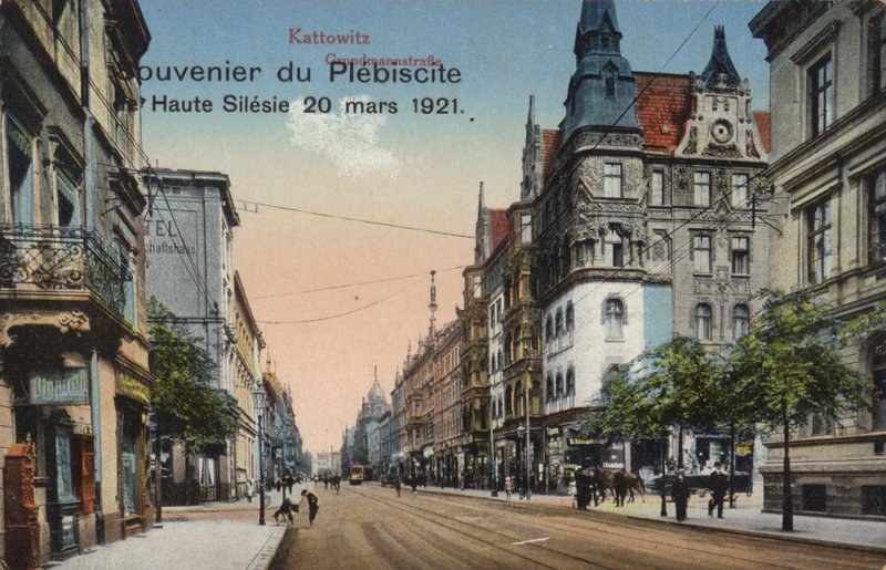 Ulica w Katowicach, pamiątkowa pocztówka upamiętniająca plebiscyt na Górnym Śląsku, który odbył się 20 marca 1921 r. w celu wyznaczenia odcinka granicy polsko-niemieckiej (foto) autorstwa Photographer German