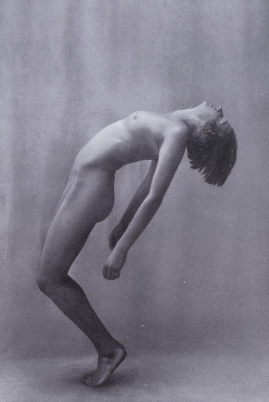Ciało piękne, kultura fizyczna dla kobiet (zdjęcie czarno-białe) autorstwa Photographer German