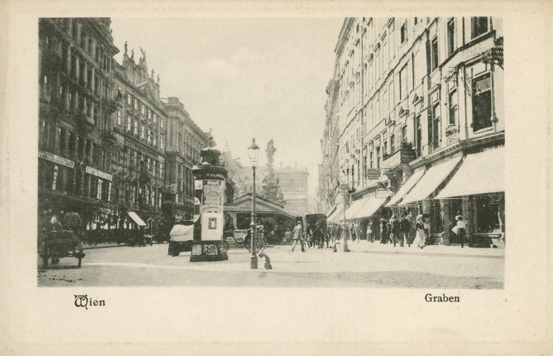 Widok ulicy Wiedeńskiej (zdjęcie czarno-białe) autorstwa Photographer German