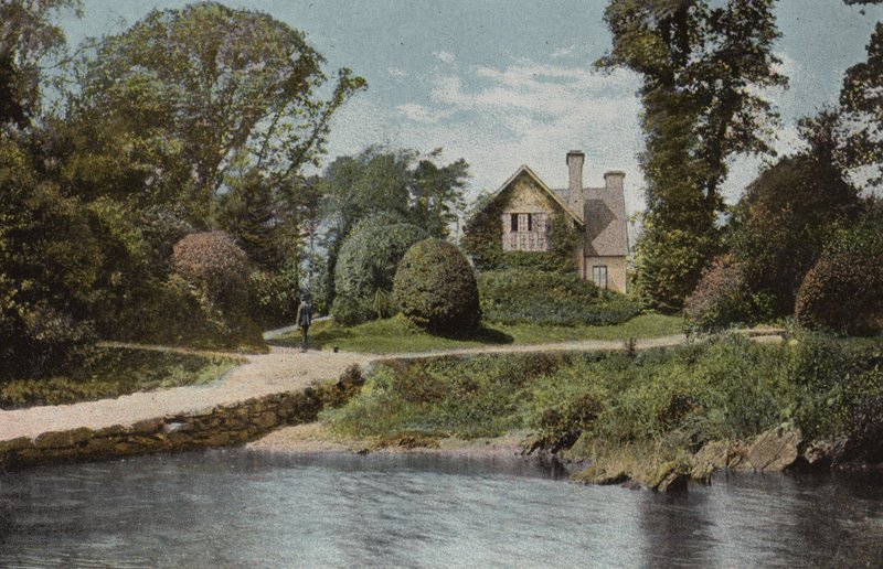 Irlandia Południowa: Dinis Cottage, Killarney (kolorowe zdjęcie) autorstwa Photographer Irish