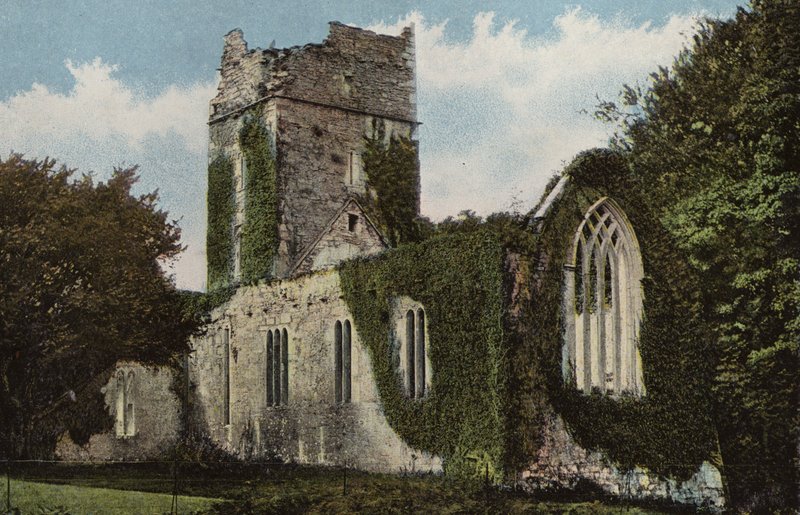 Irlandia Południowa: Opactwo Muckross, Killarney (kolorowe zdjęcie) autorstwa Photographer Irish