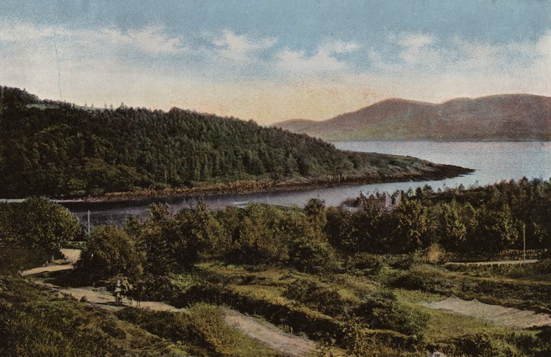 Irlandia Południowa: Rzeka Blackwater w Kenmare, Hrabstwo Kerry (kolorowe zdjęcie) autorstwa Photographer Irish