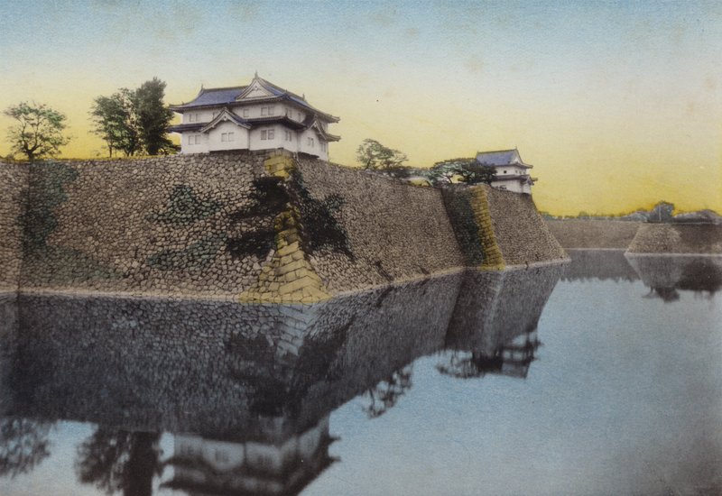 Japonia, ok. 1912: Zamek w Osace zbudowany w 1583 roku przez Hideyoshi (zdjęcie) autorstwa Photographer Japanese