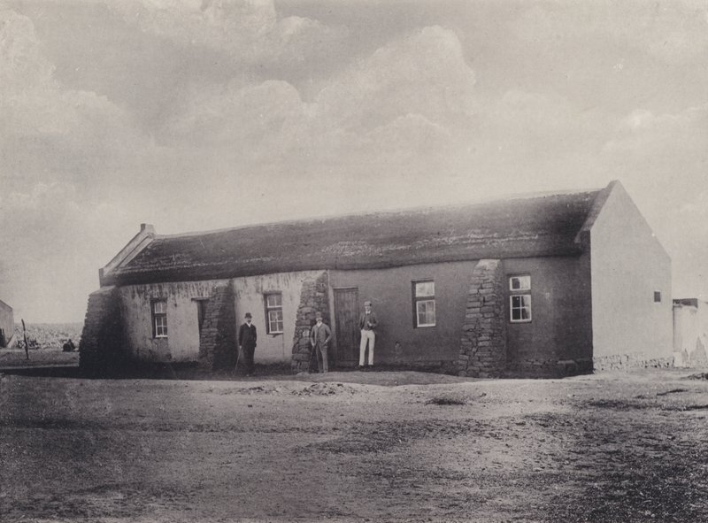 Pierwszy Bank Standardowy (zdjęcie czarno-białe) autorstwa South African Photographer