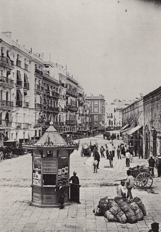 Kadyks: Calle de Isaac Peral (zdjęcie czarno-białe) autorstwa Spanish Photographer