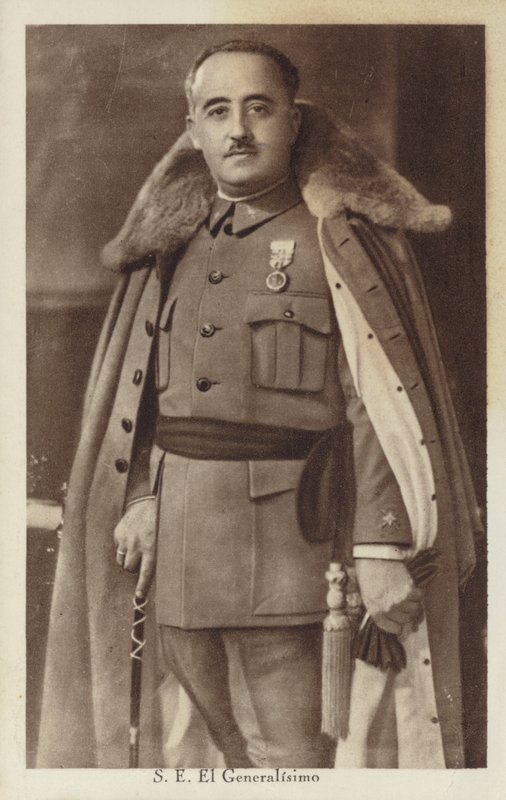Francisco Franco, hiszpański generał i dyktator (zdjęcie czarno-białe) autorstwa Spanish Photographer