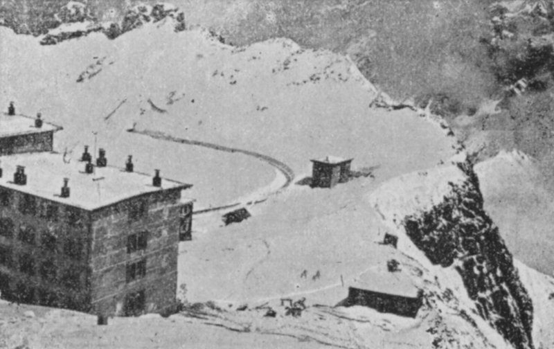 Rochers de Naye, Vaud zimą, wysokość 2044 metrów (zdjęcie czarno-białe) autorstwa Swiss Photographer