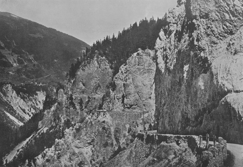 Droga Versam (zdjęcie czarno-białe) autorstwa Swiss Photographer