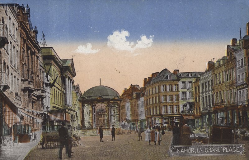 Namur, Grand Place (kolorowe zdjęcie) autorstwa Juste Lisch