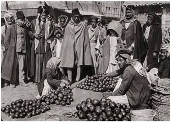 Targ owocowy w Bagdadzie, Irak, 1925