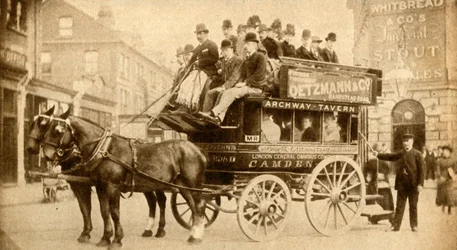 „Autobus z deską do noży”, 1900, 1933.