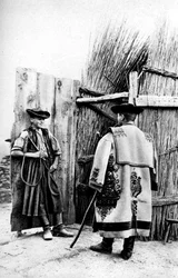 Król-pasterz i jego miejsce zamieszkania, Węgry, 1922.