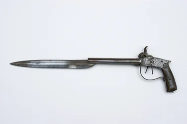 Pistolet kapiszonowy dwulufowy, ok. 1840 (stal, mosiądz i róg)